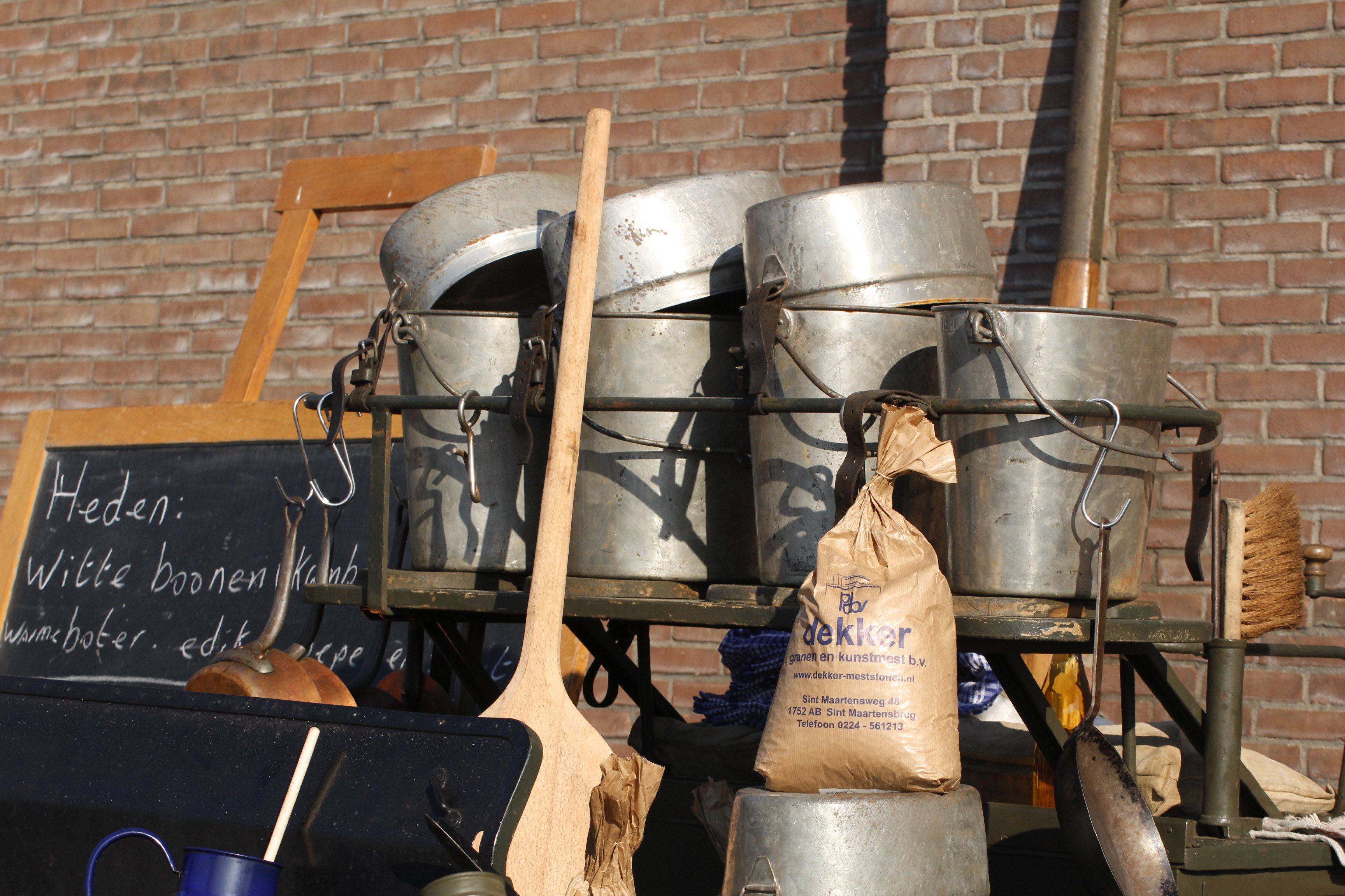 Witte bonen (krombekken) en bruine bonen van Dekker gepromoot op Militair Culinair