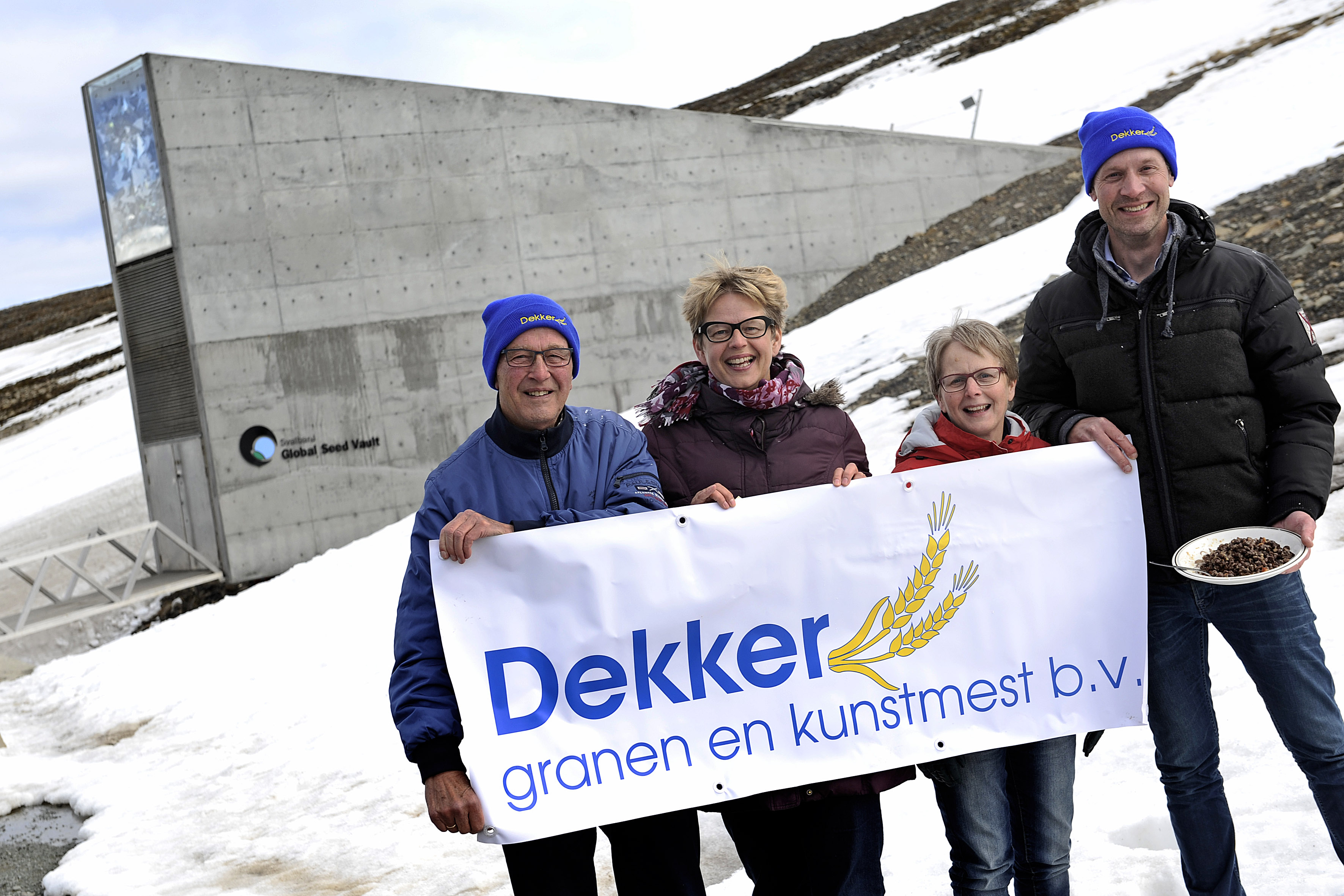 Dekker delegatie bezoekt Genenbank Spitsbergen 